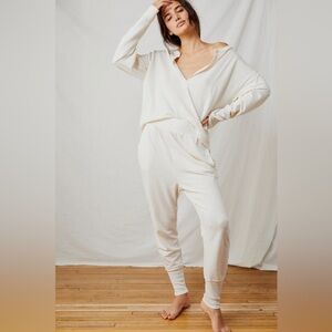 23. Free People NWT Cozy Cool Girl Lounge Set Size M